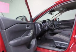 2025 Nissan Rogue SV - Image 34