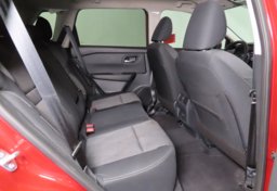 2025 Nissan Rogue SV - Image 21