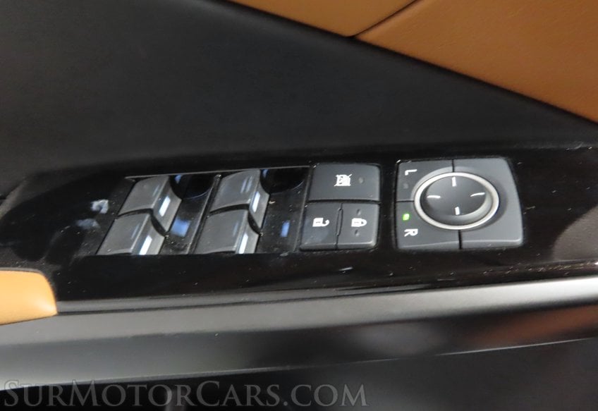 2025 Lexus IS 300 F SPORT Design - Image 25