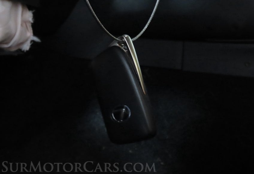 2025 Lexus IS 300 F SPORT Design - Image 30