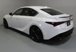 2025 Lexus IS 300 F SPORT Design - Image 9