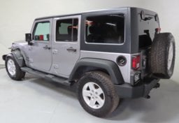 2018 Jeep Wrangler JK Unlimited Sport S - Image 10