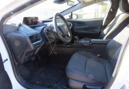 2025 Toyota Prius LE - Image 27