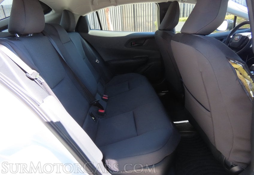 2025 Toyota Prius LE - Image 26