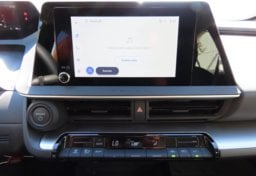 2025 Toyota Prius LE - Image 40