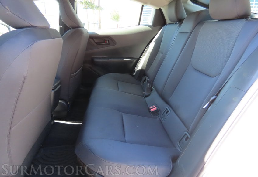 2025 Toyota Prius LE - Image 25