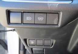 2025 Toyota Prius LE - Image 42