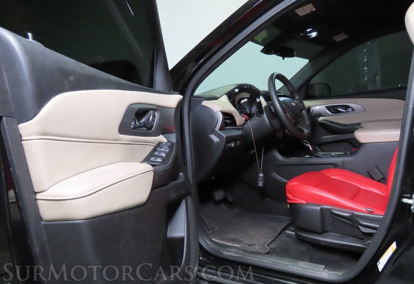 2023 Chevrolet Traverse LS - Image 20