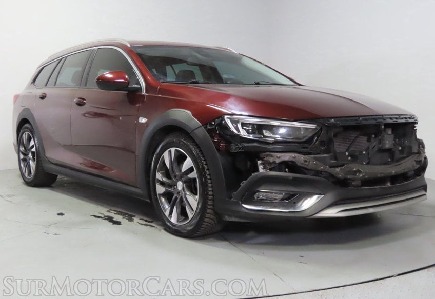 2018 Buick Regal TourX Essence - Image 3