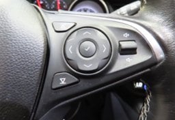 2018 Buick Regal TourX Essence - Image 30