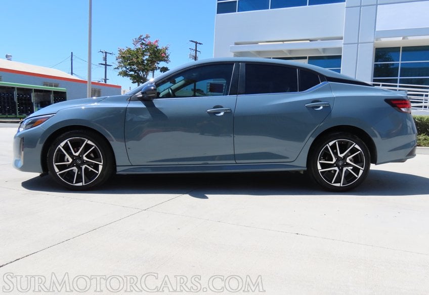 2025 Nissan Sentra SR - Image 10