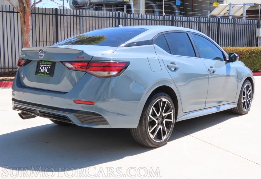 2025 Nissan Sentra SR - Image 8