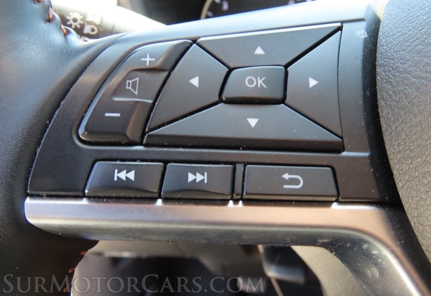 2025 Nissan Sentra SR - Image 32