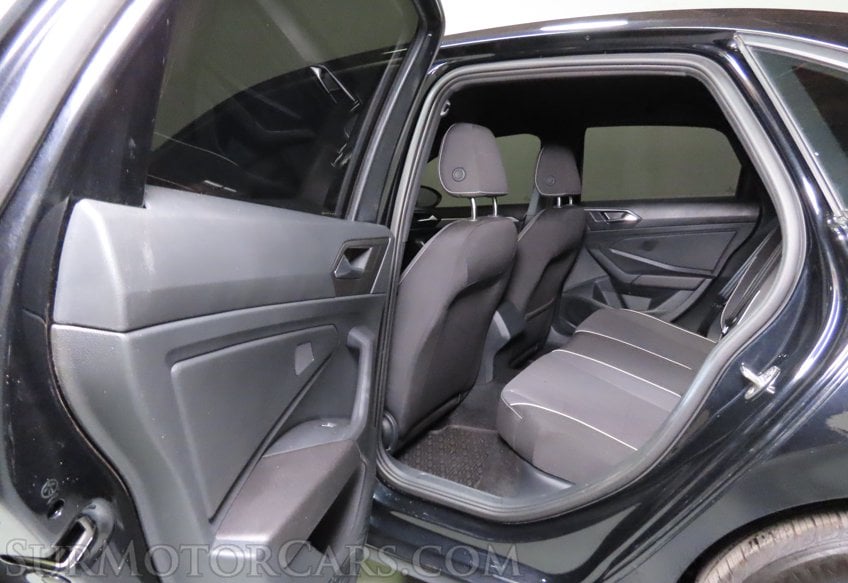 2025 Volkswagen Jetta Sport - Image 18