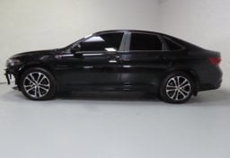 2025 Volkswagen Jetta Sport - Image 5