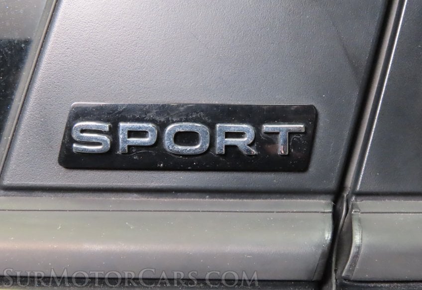 2025 Volkswagen Jetta Sport - Image 19