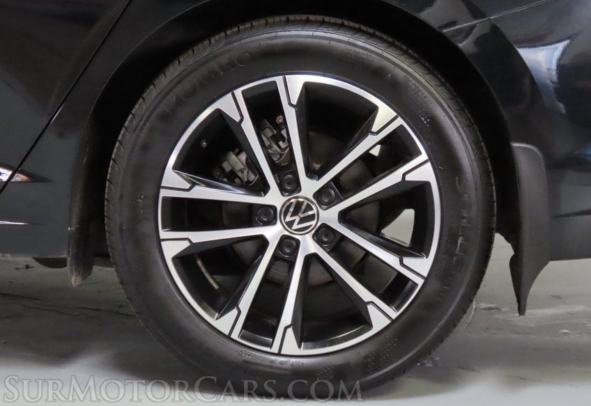 2025 Volkswagen Jetta Sport - Image 15