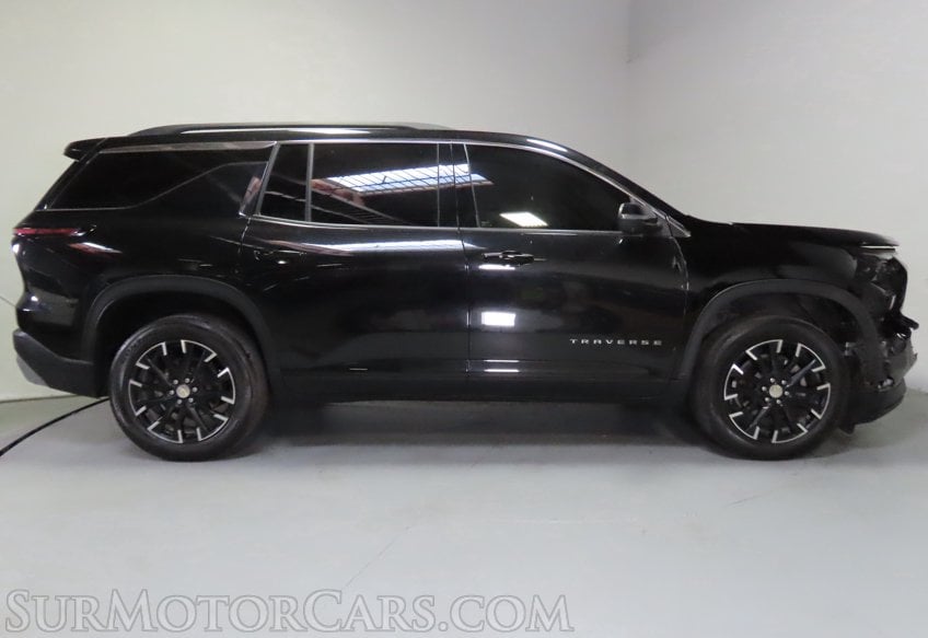 2024 Chevrolet Traverse LT - Image 6