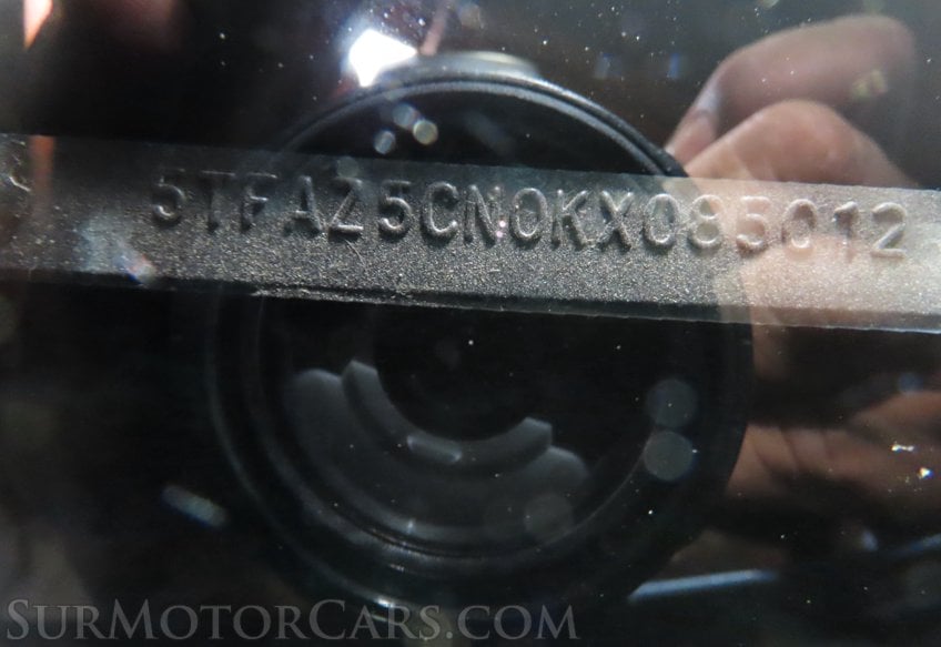 2019 Toyota Tacoma SR5 - Image 31