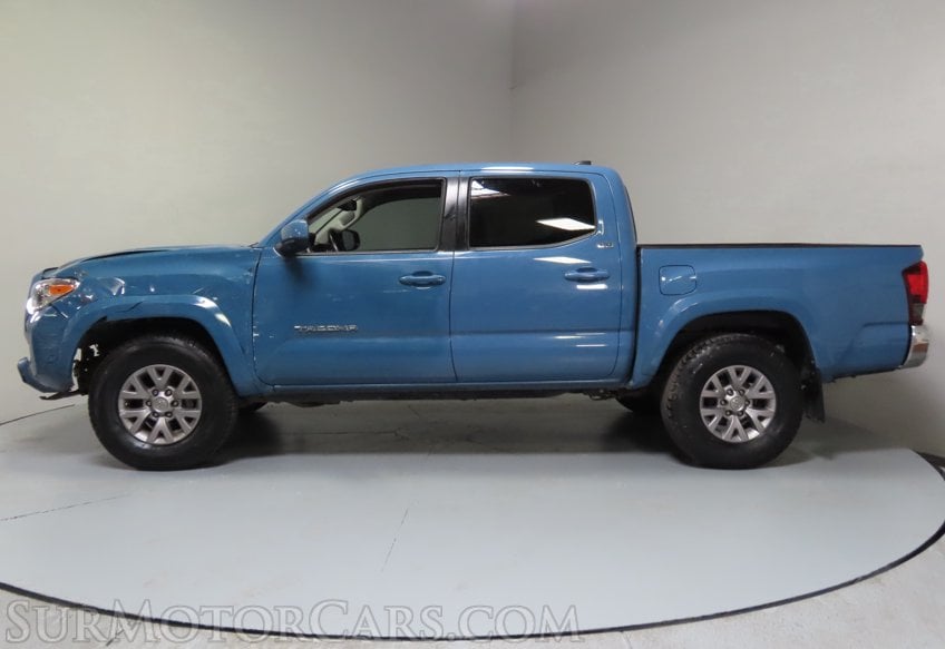 2019 Toyota Tacoma SR5 - Image 5