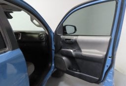 2019 Toyota Tacoma SR5 - Image 15