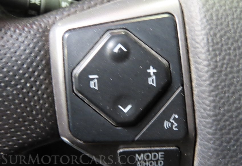 2019 Toyota Tacoma SR5 - Image 25