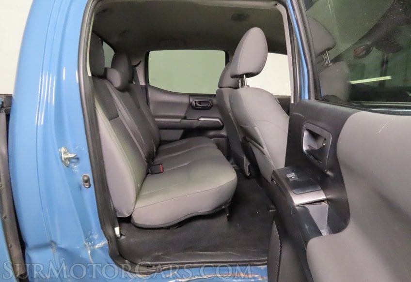 2019 Toyota Tacoma SR5 - Image 21