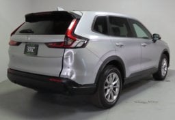 2023 Honda CR-V EX - Image 8
