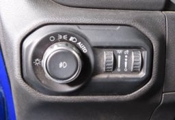 2020 Jeep Wrangler Unlimited Sahara - Image 19
