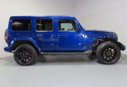 2020 Jeep Wrangler Unlimited Sahara - Image 5
