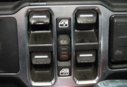 2020 Jeep Wrangler Unlimited Sahara - Image 32