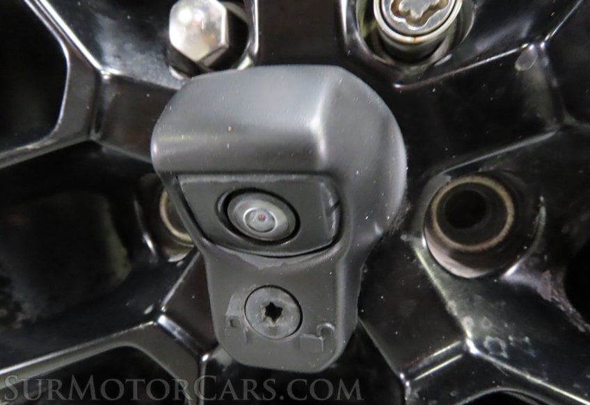 2020 Jeep Wrangler Unlimited Sahara - Image 14
