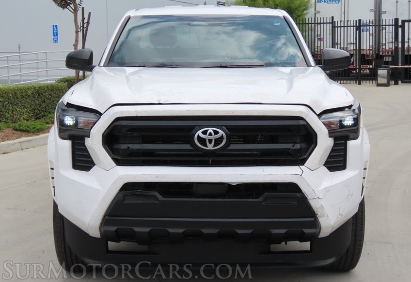 2025 Toyota Tacoma SR - Image 15