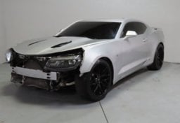 2017 Chevrolet Camaro 1SS - Image 2