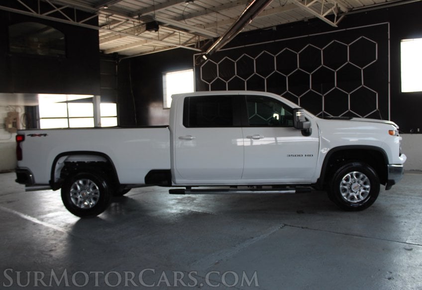 2026 Chevrolet Silverado 3500HD 4x4 LT - Image 10