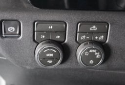 2026 Chevrolet Silverado 3500HD 4x4 LT - Image 44