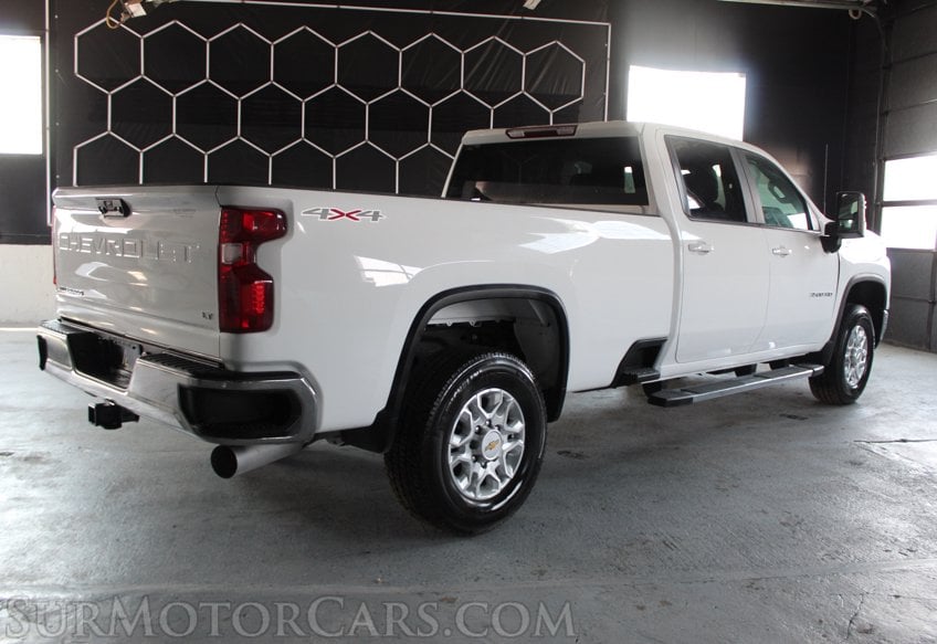 2026 Chevrolet Silverado 3500HD 4x4 LT - Image 7