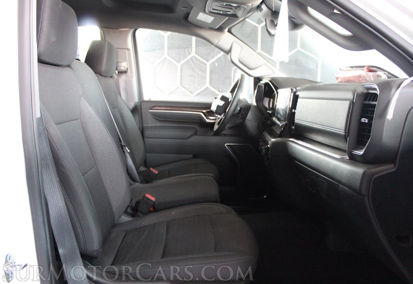 2026 Chevrolet Silverado 3500HD 4x4 LT - Image 33