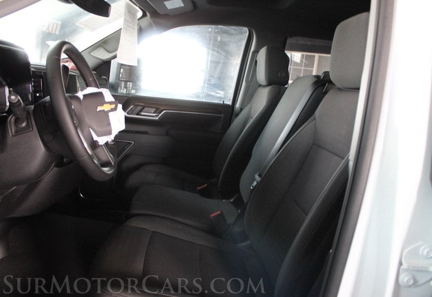 2026 Chevrolet Silverado 3500HD 4x4 LT - Image 30