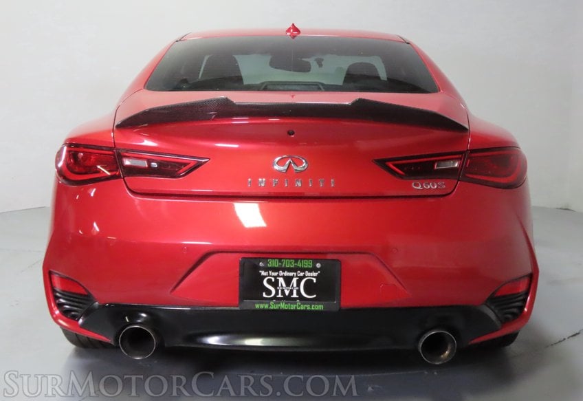 2017 Infiniti Q60 Red Sport 400 - Image 13