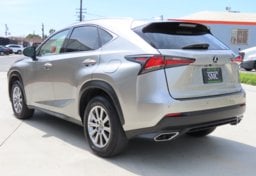 2019 Lexus NX 300 - Image 10