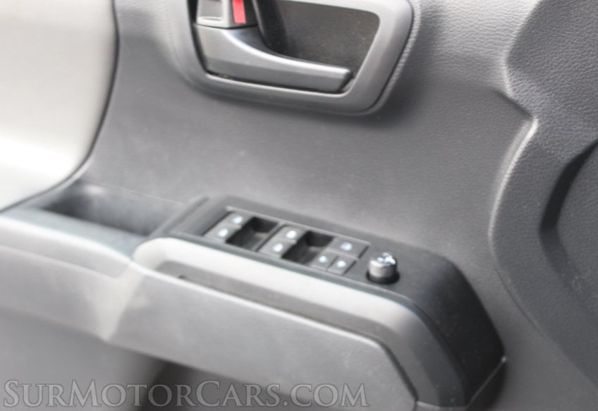 2022 Toyota Tacoma - Image 35
