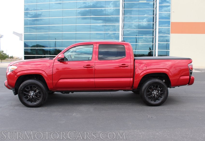 2022 Toyota Tacoma - Image 10
