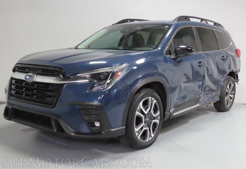 2024 Subaru Ascent Limited - Image 4