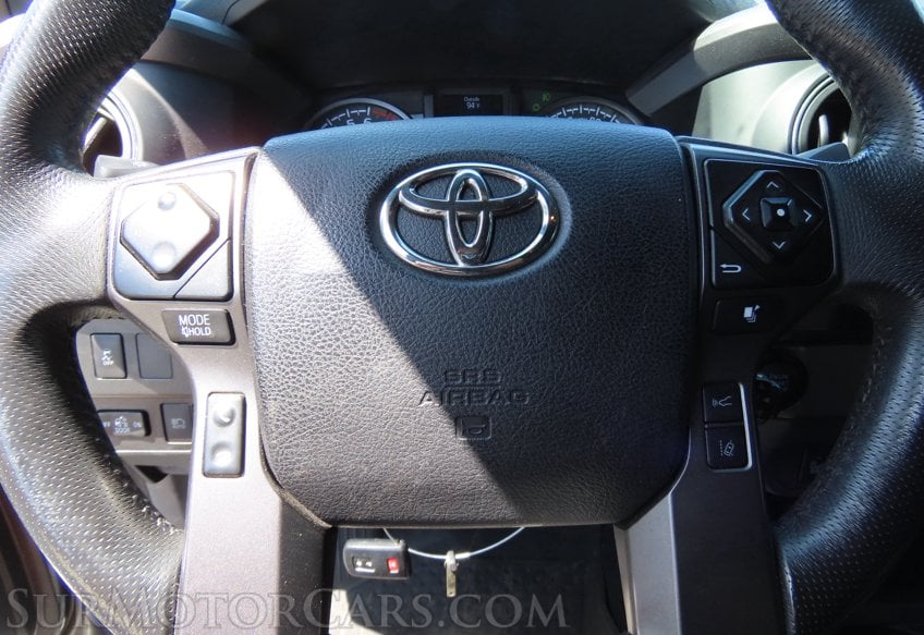 2022 Toyota Tacoma TRD Sport - Image 28