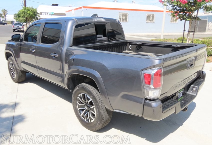 2022 Toyota Tacoma TRD Sport - Image 9