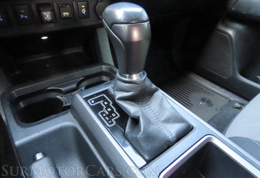2022 Toyota Tacoma TRD Sport - Image 17