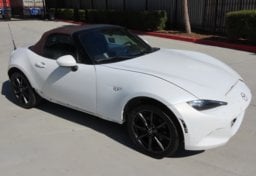 2018 Mazda MX-5 Miata Grand Touring - Image 2