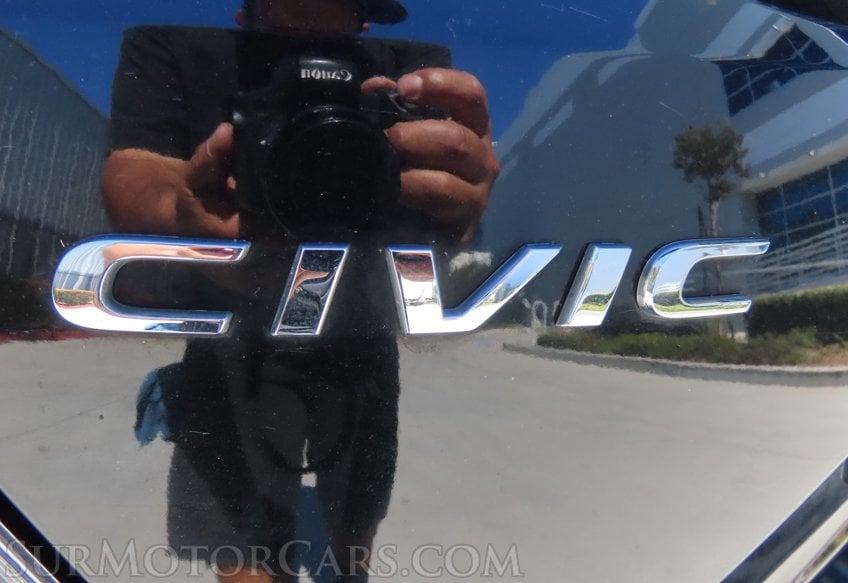 2017 Honda Civic  Hatchback - Image 41