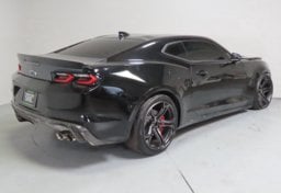 2021 Chevrolet Camaro 1LE - Image 8